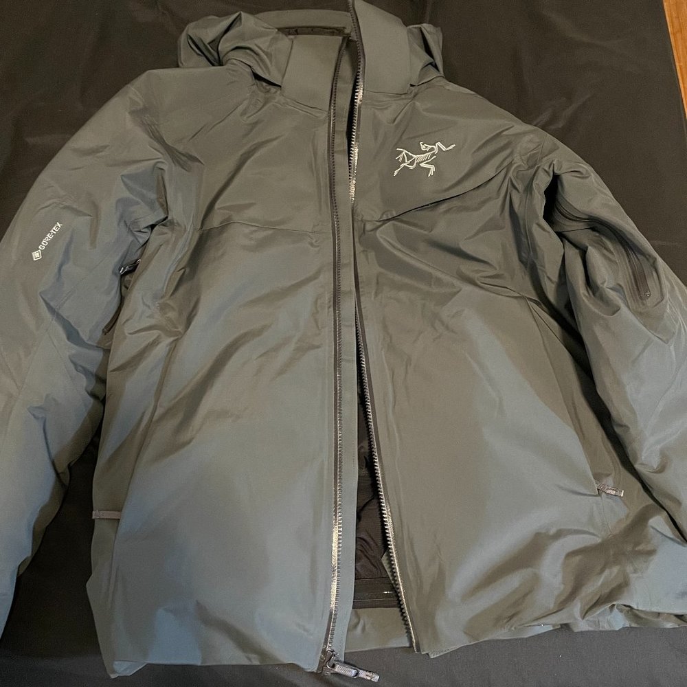 Arcteryx Macai Shell Down Jacket Size M